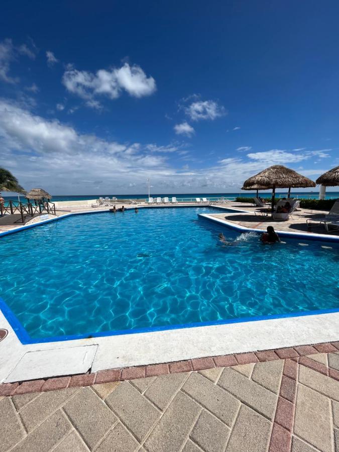 Condominios Brisas Zona Hotelera 坎昆 外观 照片